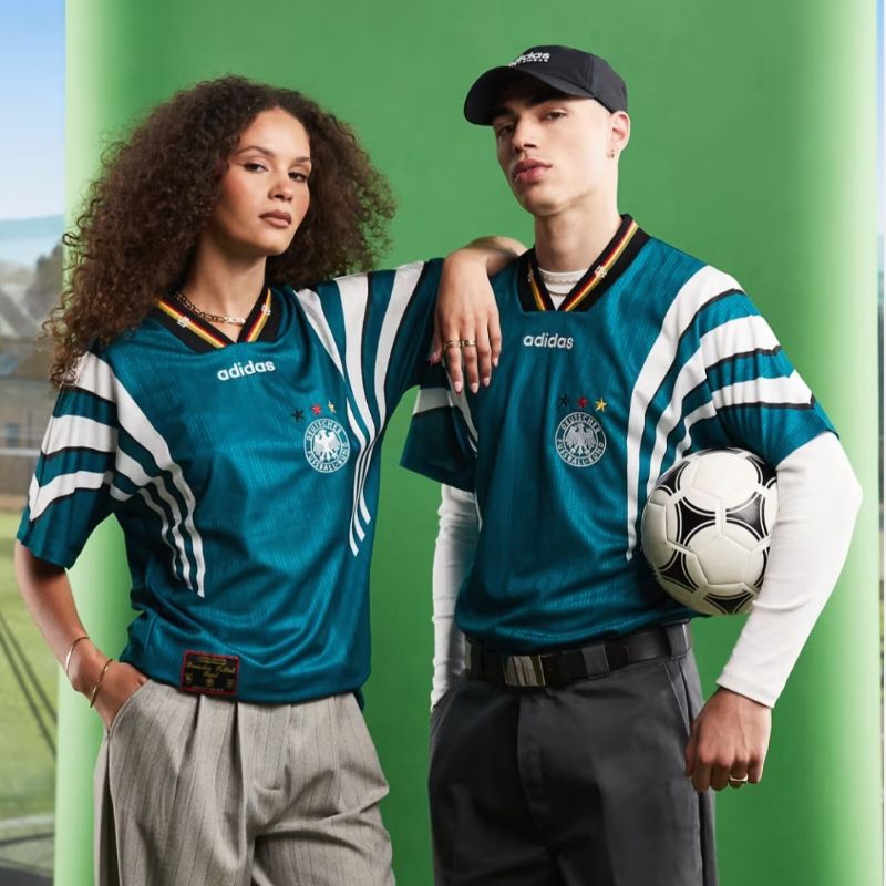 JERSEY JERMAN AWAY 1996 RETRO BOLA BLOCK CORE KROOS KLINSMANN K21