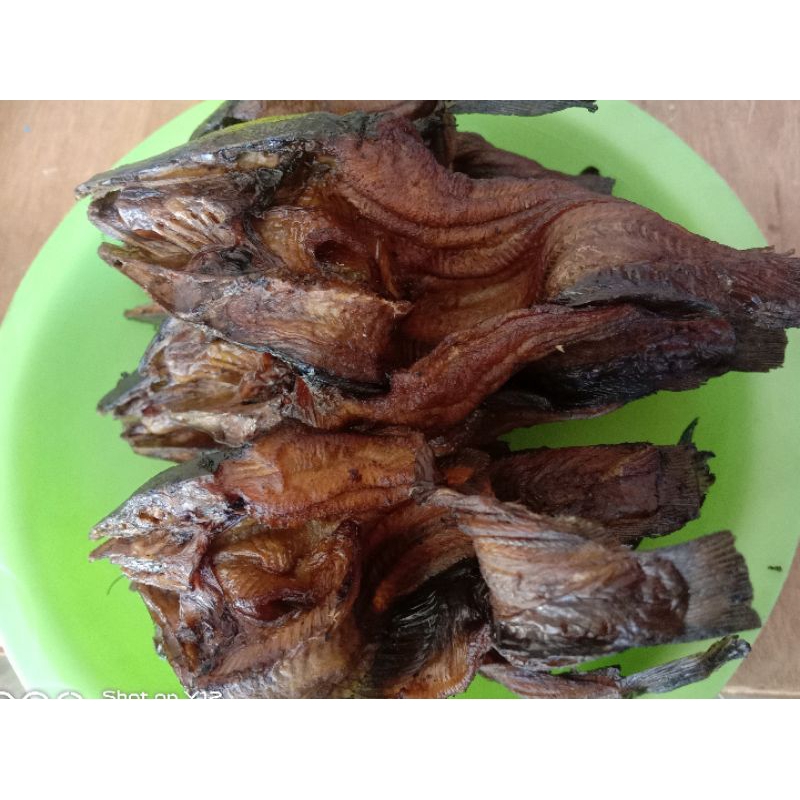 

lele salai / lele asap / limbek masiak ( 100 gram)