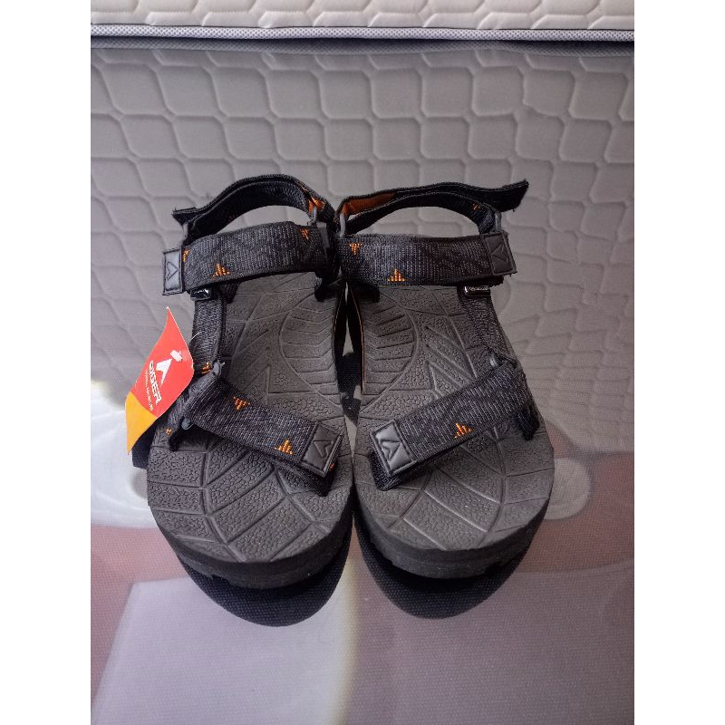 SANDAL GUNUNG CEWEK COWOK DEWASA