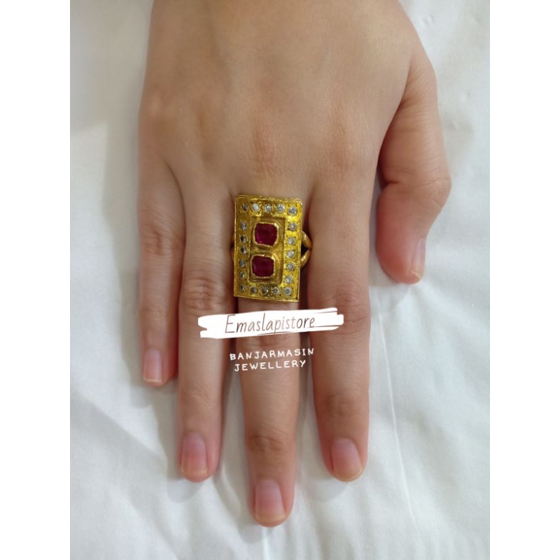 Cincin Kotak Dua Permata Merah Lapis Emas 999 Banjar