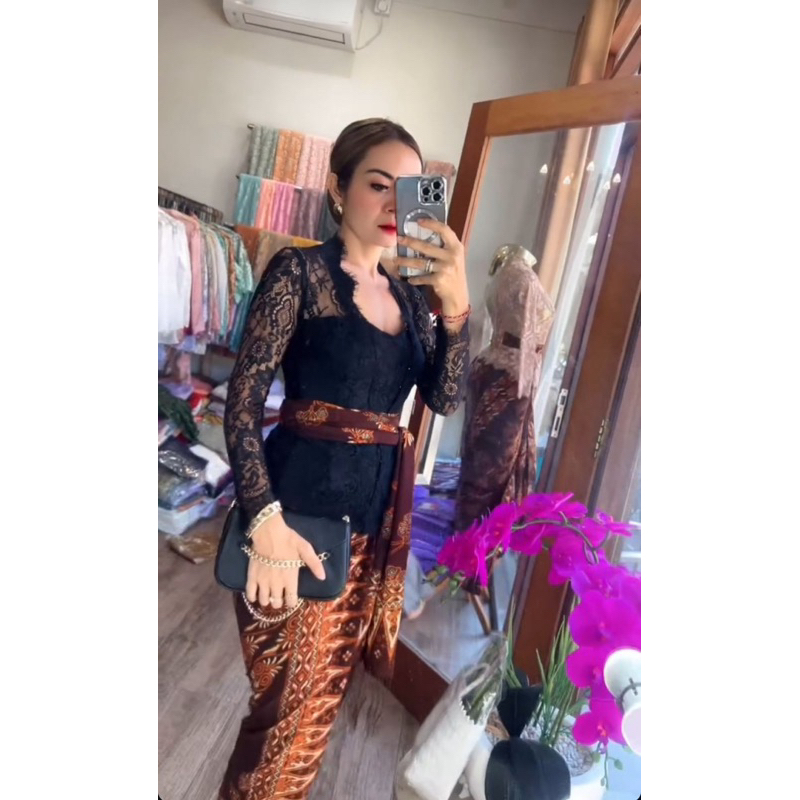 Kain semi france Lace spesial putih