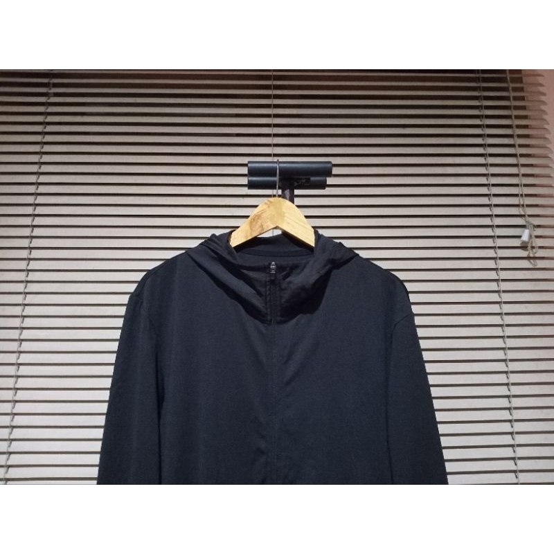 GU ACTIVE JACKET BLACK
