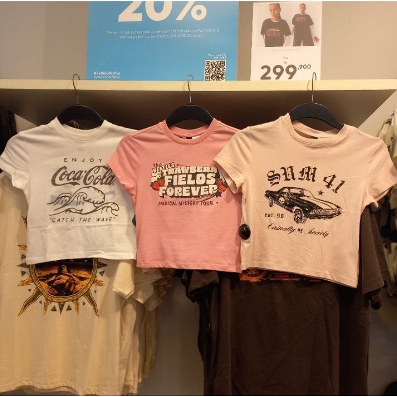 kaos crop H&M Original store