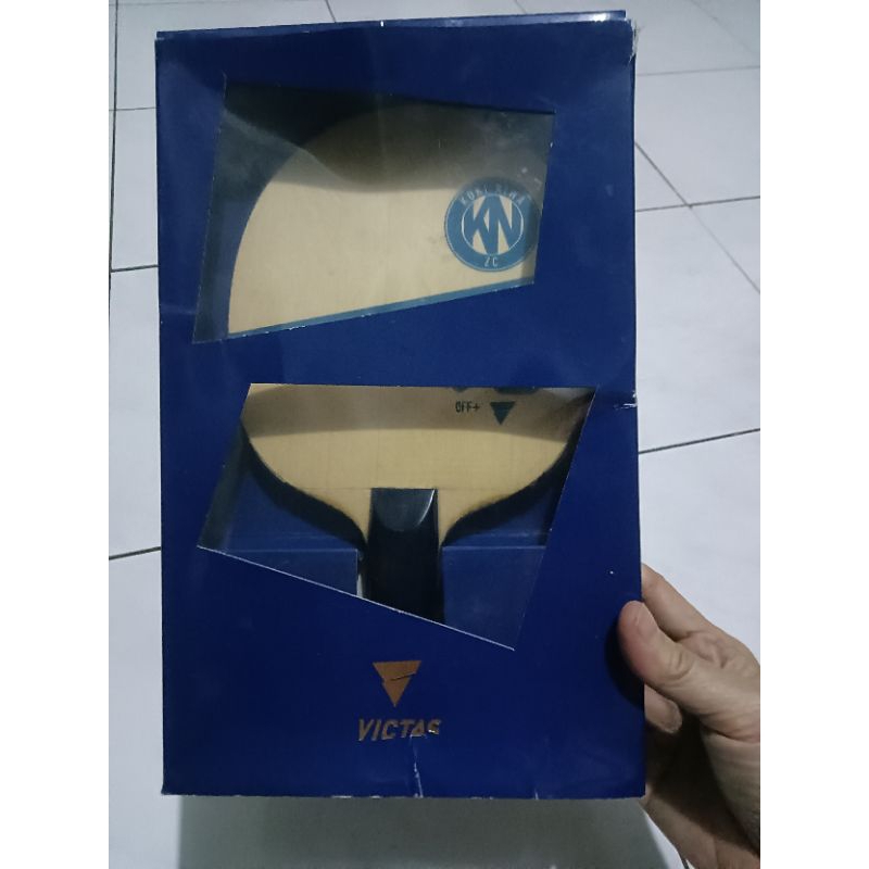 Blade victas koki niwa & stiga banda