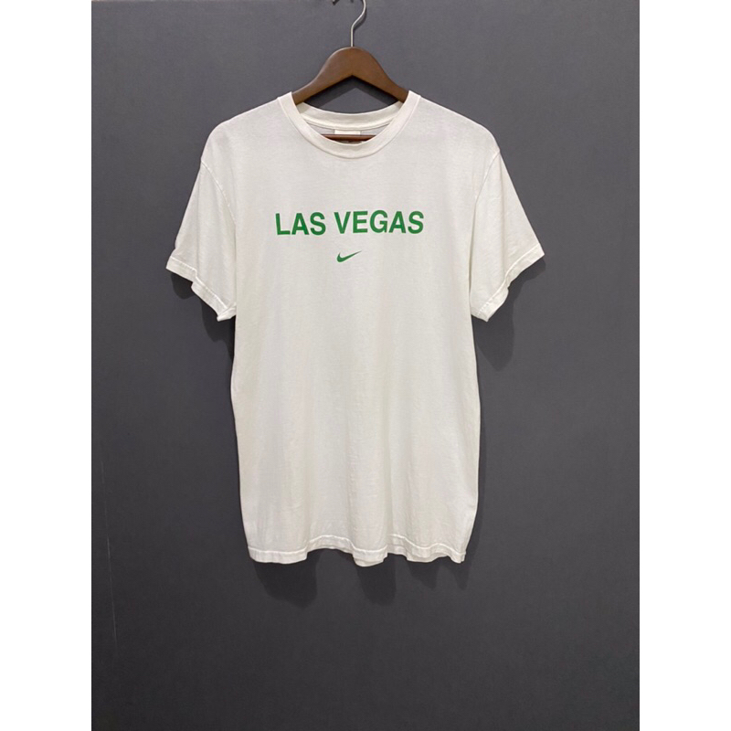 kaos Vintage nike Center Swoosh Las vegas