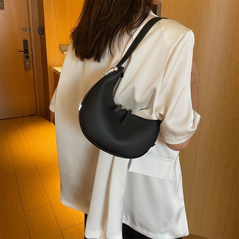 Tas Selempang MoonBag Wanita Import 1080