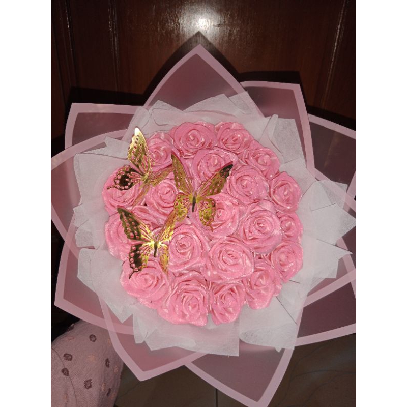 

Bouquet Pita Satin 20 Tangkai