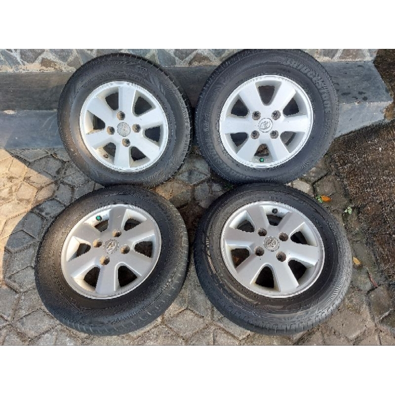 velg original avanza 2010 + ban second