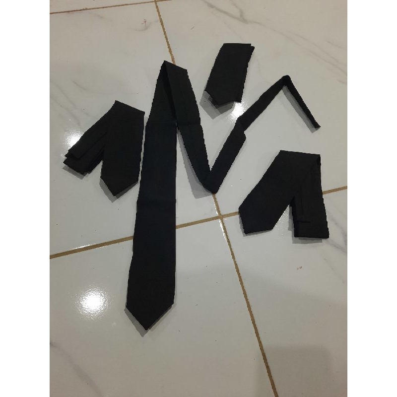 Dasi hitam polos panjang 110cm