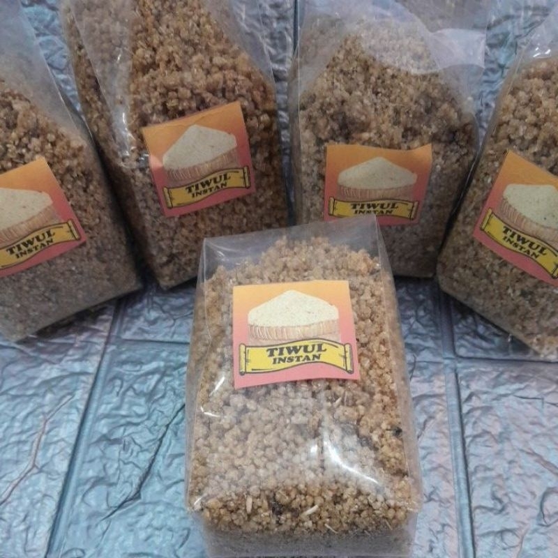 

tiwul instan khas pacitan
