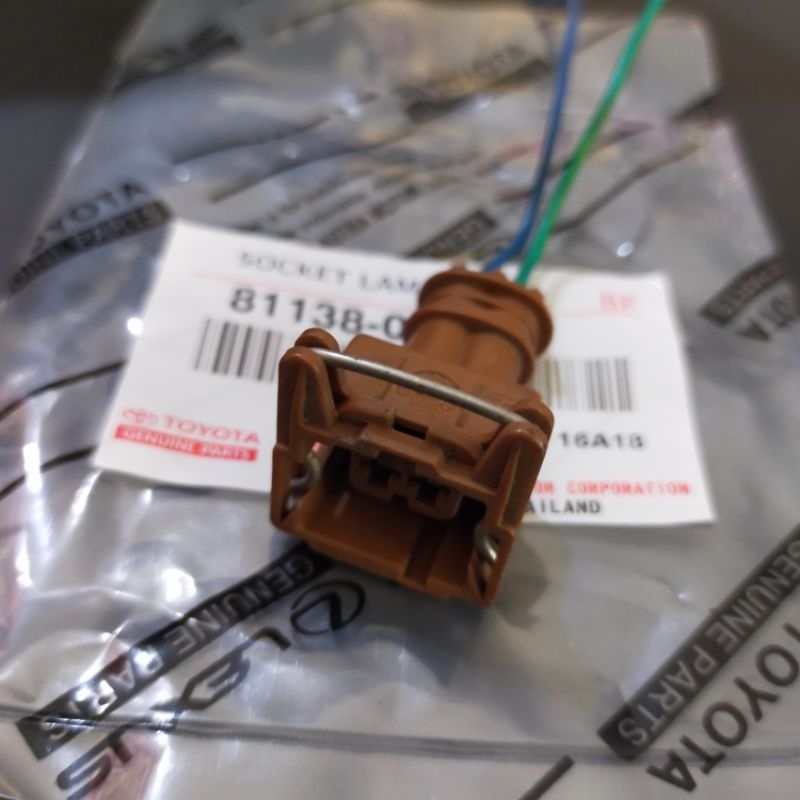 Soket socket untuk fitting Lampu senja grand Innova Original