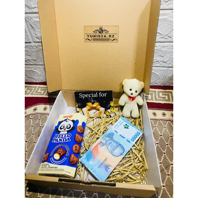 

hampers ua#ng asli 1 jt