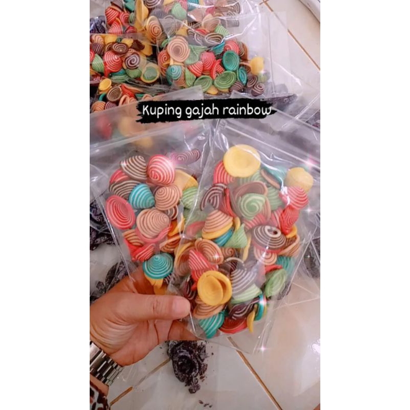 

KUPING GAJAH RAINBOW PER BUNGKUS