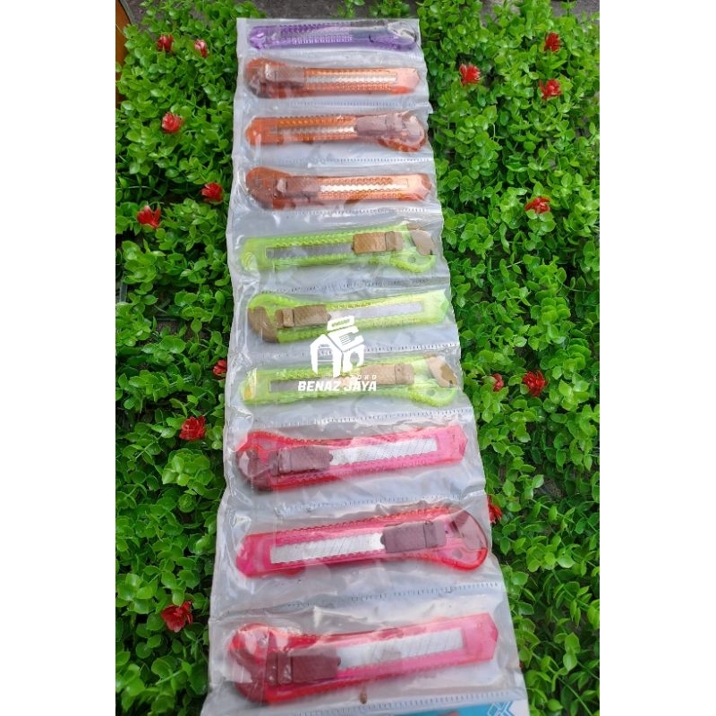 

CUTTER JENIA WARNA 1PCS