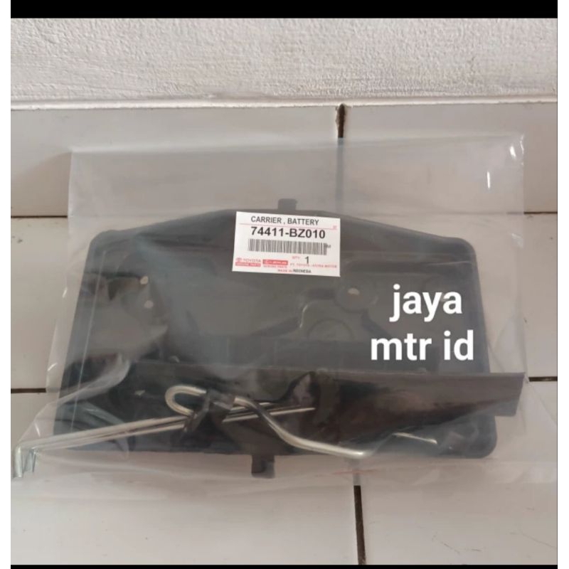 tatakan aki Toyota Avanza Xenia