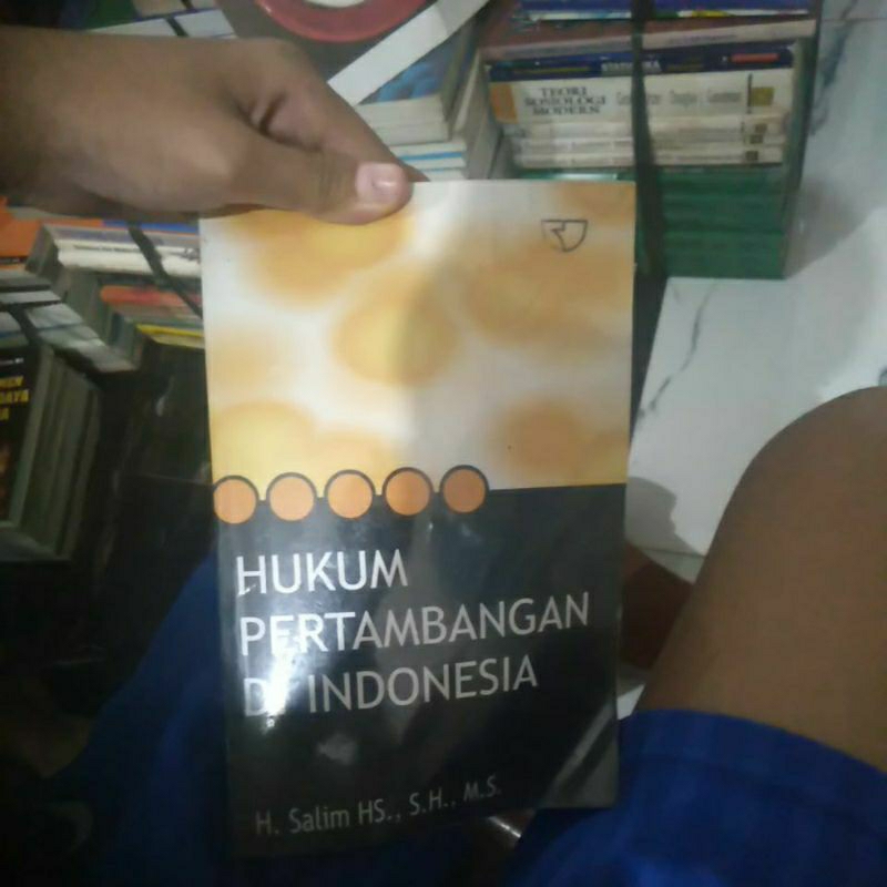 hukum pertambangan di Indonesia