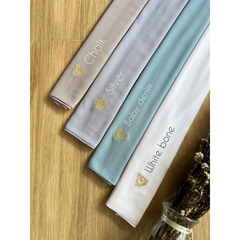 hijab polos segi empat LR size 120x120