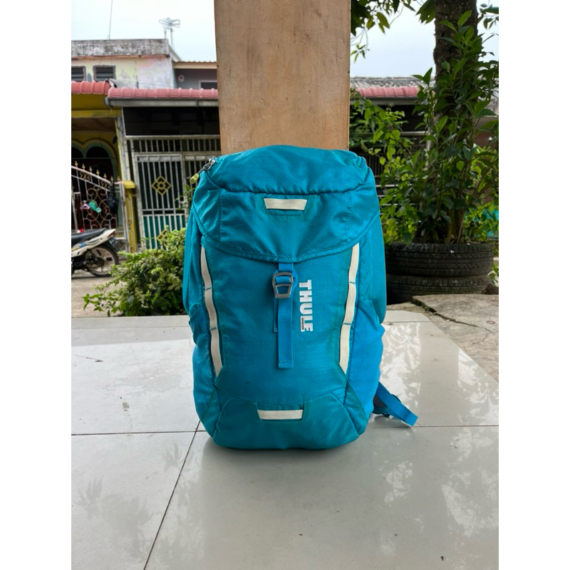 backpack thule