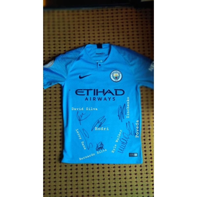 jersey original manchester city signed player