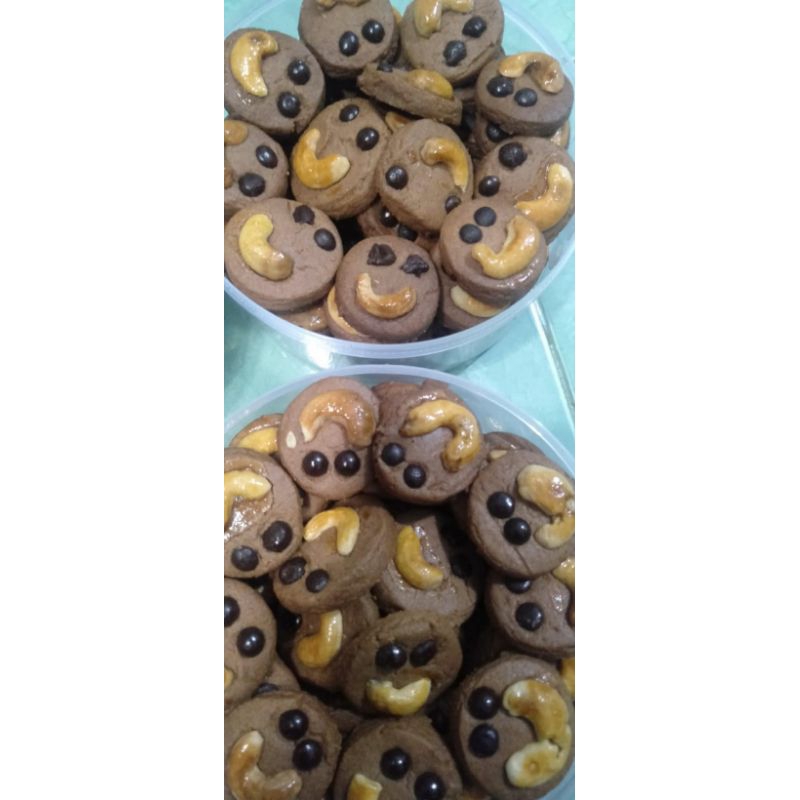 

Kue Kering Mete Coklat Juna bakery