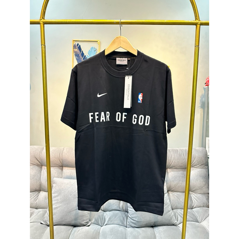 DAILY STYLE T-SHIRT ESSENTIAL FEAR OF GOD COLABORATION X NBA X NIKE