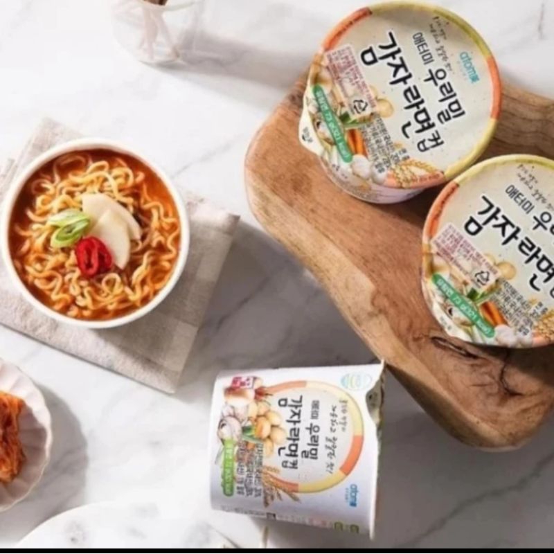 

potato ramen mie kentang mie vegetarian 1BOX isi 18cup