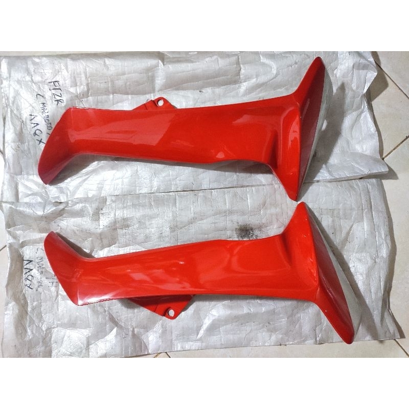 sayap luar kanan kiri yamaha f1zr f1z r fizr fiz r marlboro merah putih original