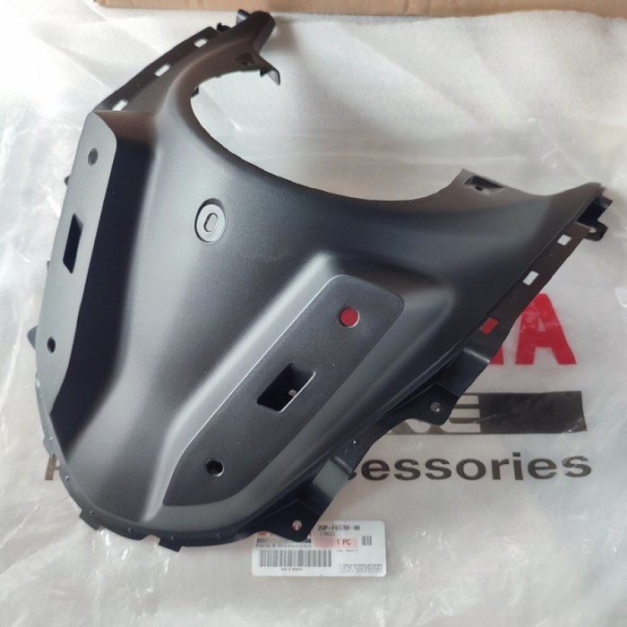 Cover Dudukan Visor Windshield Yamaha NMAX 155 OLD 2DP-F837M-00