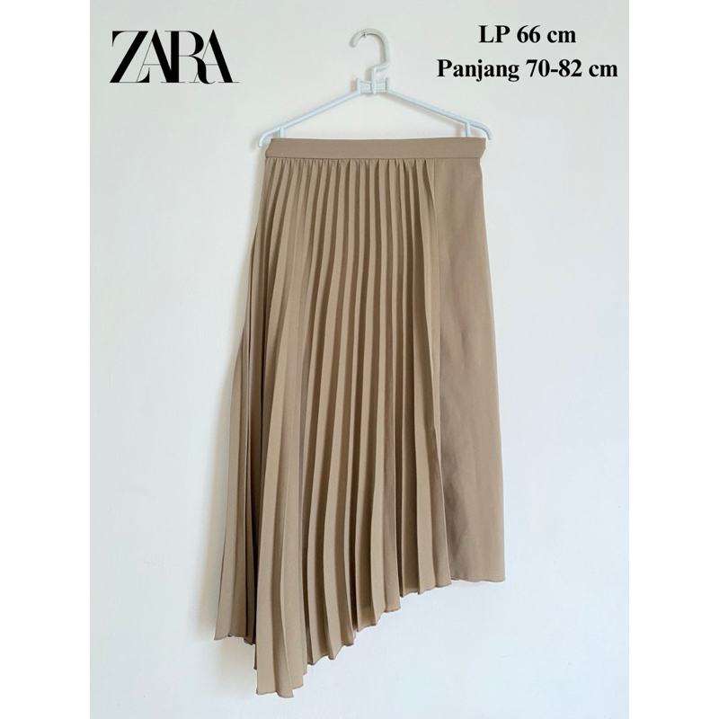 Rok Pleats Zara preloved