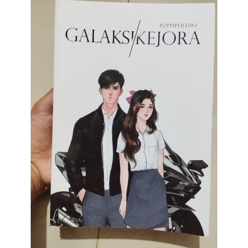 ( Preloved ) Novel Original GalaksiKejora by Poppy Pertiwi