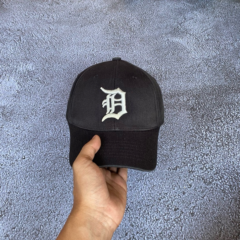 cap detroit MLB