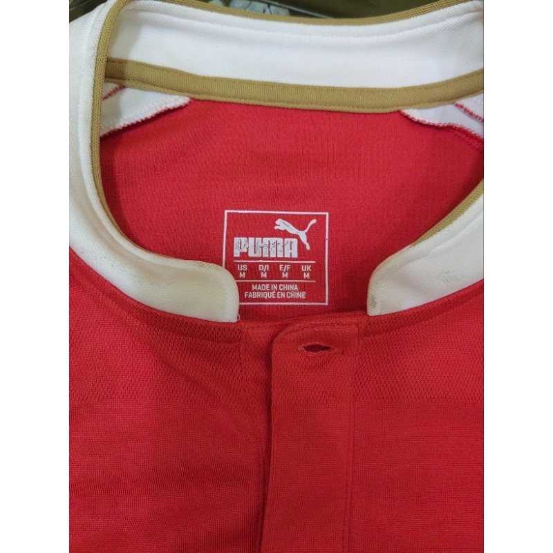 Jersey original Arsenal signed by Ozil