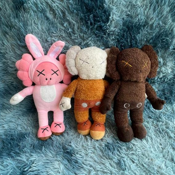 BONEKA KAWS No Brand - KAWS Holiday Indonesia