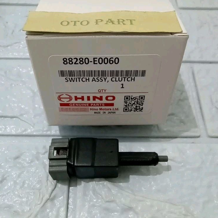Switch Pedal Kopling Hino 500 Hino lohan suwit injakan pijakan kopling Hino500 tronton swit kupling 