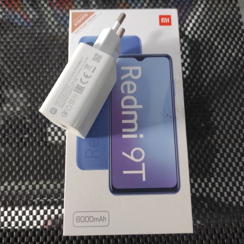 adaptor xiaomi original fast charging bawaannya redmi 9T ( second tanpa kabel)