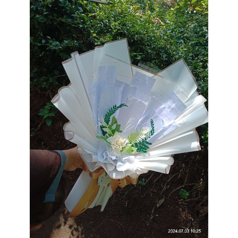 

[10lembar ] kerangka Bouquet bucket bunga uang money kosong buat isi uang 10lembar cocok buat Hadiah ultah,wedding,wisuda dll.