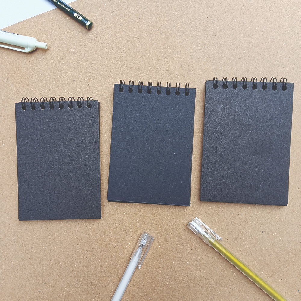 

NOTEBOOK BLACK PAPER/SKETCHBOOK BALACK PAPER/NOTEBOOK SPIRAL/NOTEBOOK RING/CATATAN/GAMBAR/A7 MINI