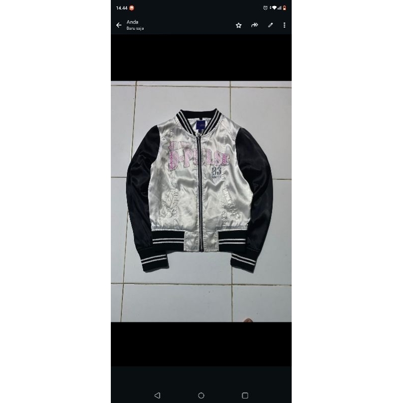 varsity satin d-pulse