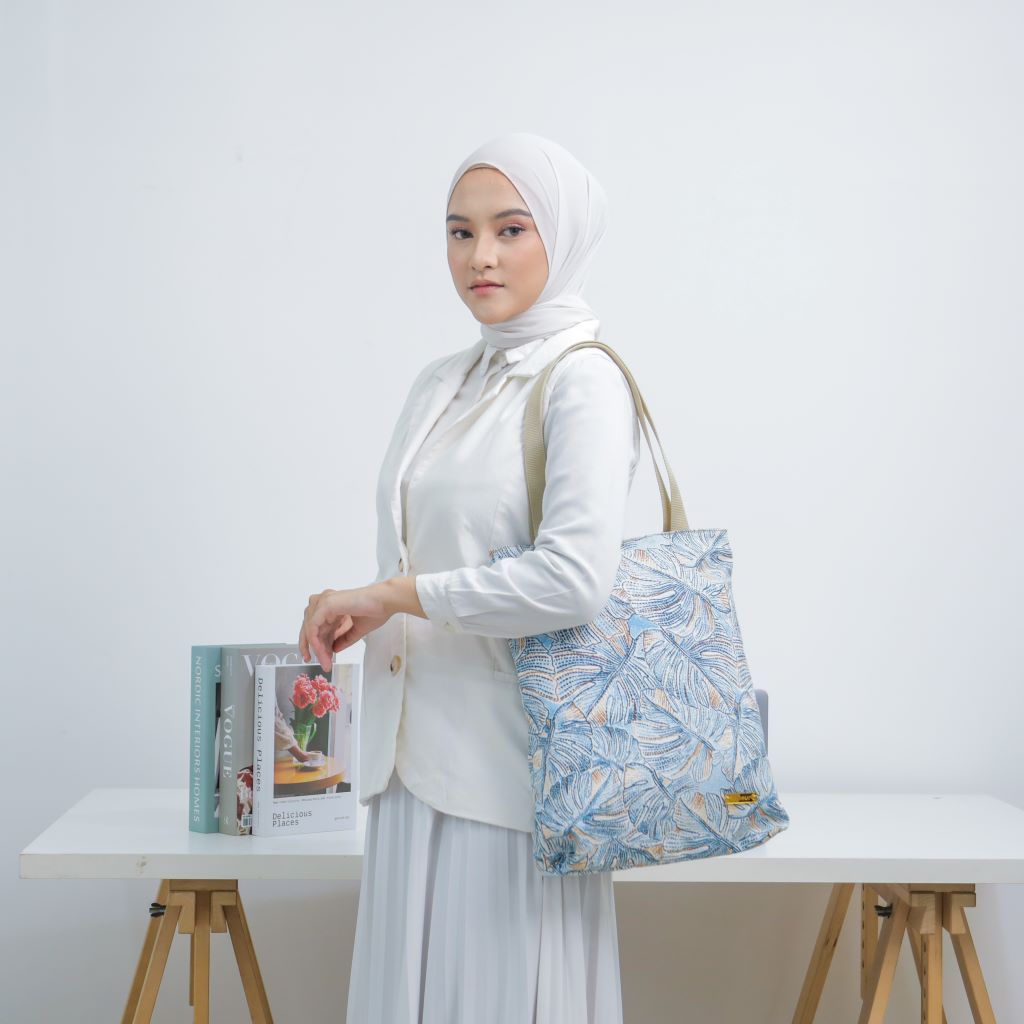 BAGeur- Totebag Kanvas Motif Print Tebal Tas Jinjing Shoulder Handbag Wanita Multifungsi Muat Laptop