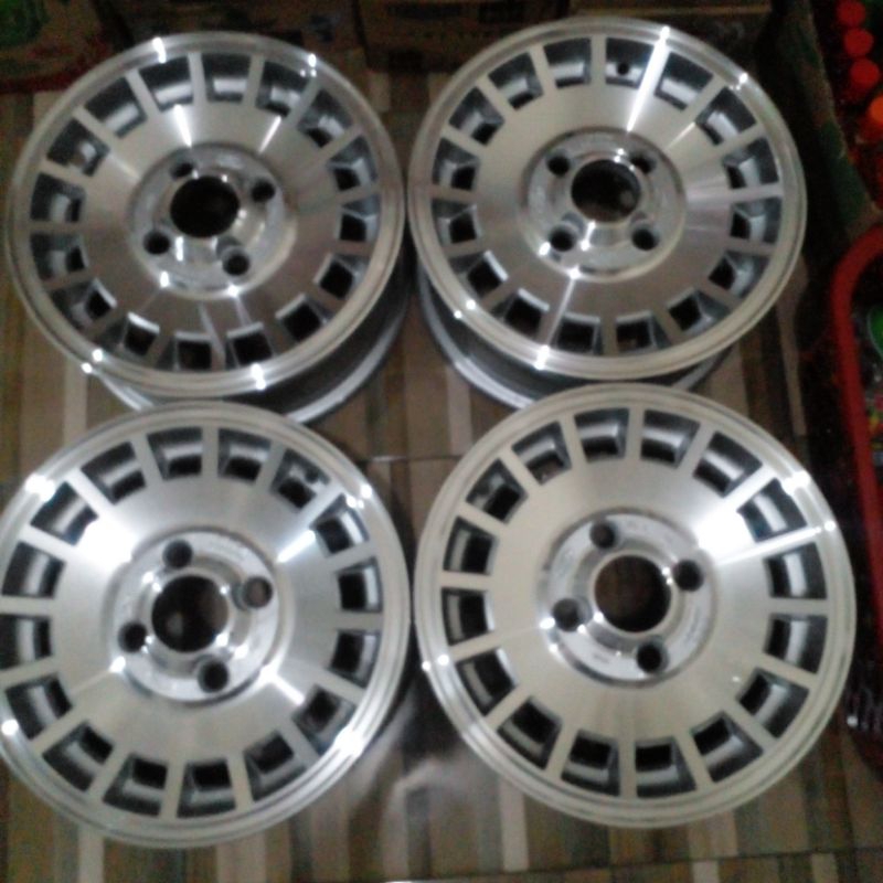 velg r13 pcd 110/108