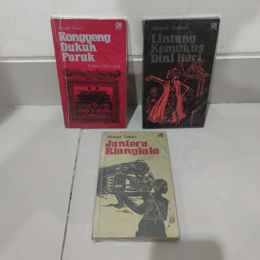 BEKAS ORIGINAL - Buku Novel Trilogi Ronggeng Dukuh Paruk (Catatan Buat Emak) - Lintang Kemukus Dini 