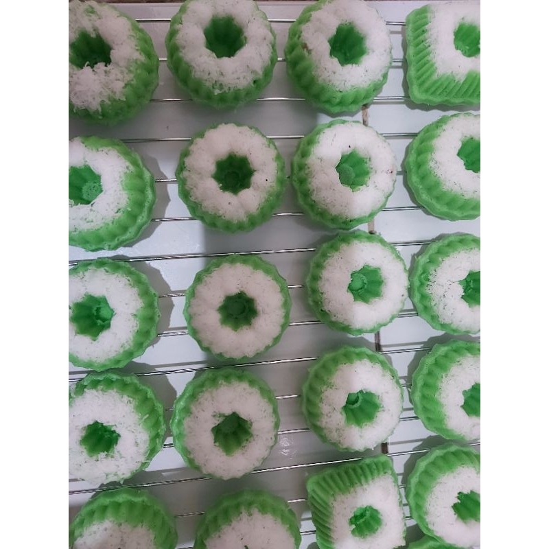 

Kue Putu Ayu