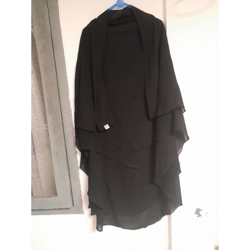 FK ALMINA BY SOFNI preloved