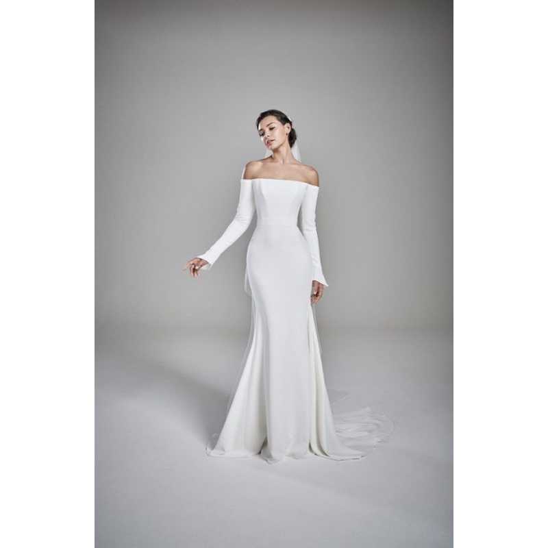 Chiobushop - (Latina) Simple Prewedding Wedding Dress Sabrina Elegant