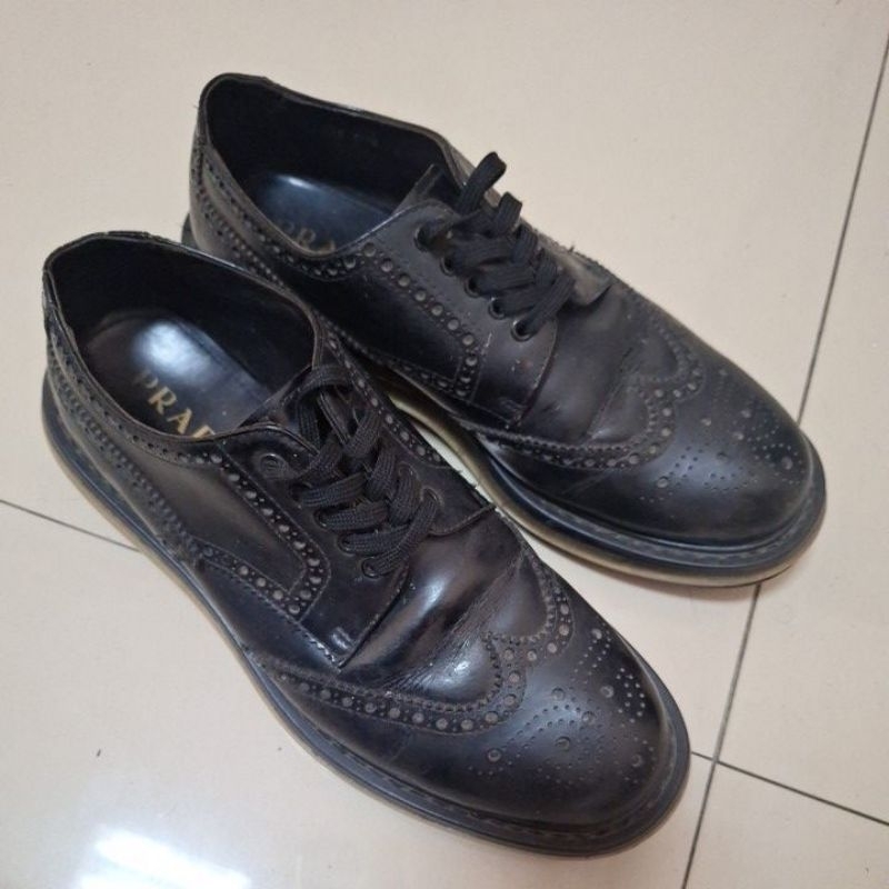 Sepatu Kulit PRADA second