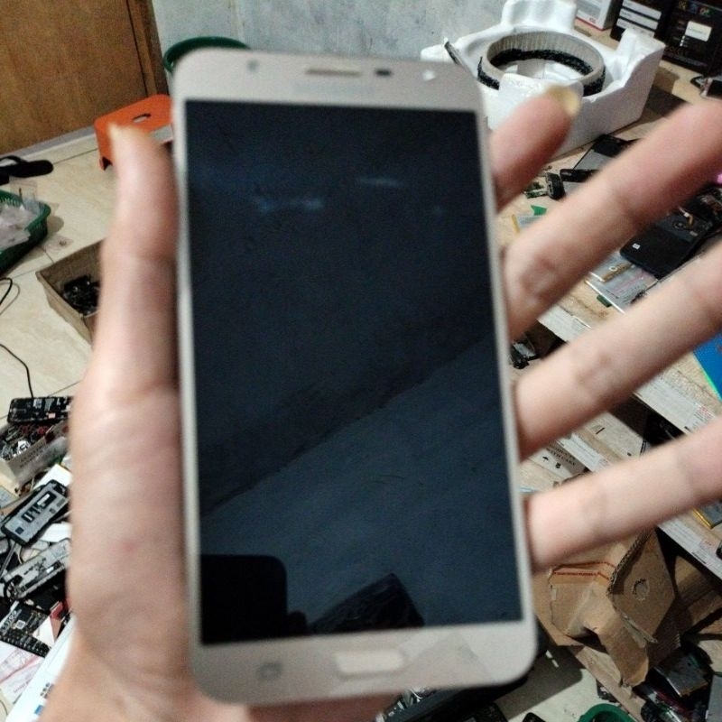 LCD TOUCHSCREEN ORIGINAL SAMSUNG J700/J701J7 CORE ORIGINAL COPOTAN....