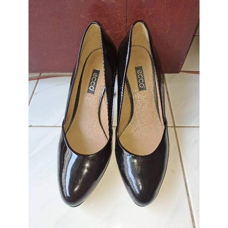 separtu high heels ecco