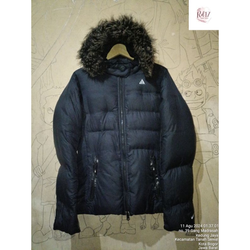 jacket puffer nike acg