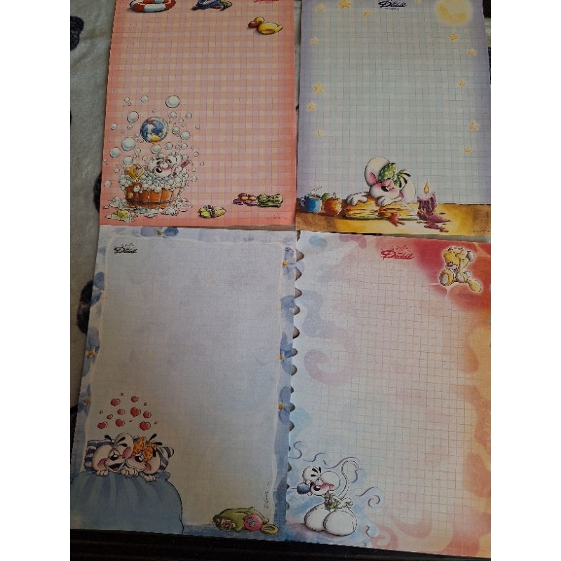 

4 lembar kertas surat diddle stationery