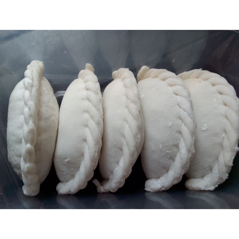 

Cireng isi ayam suwir pedas dan original isi 8pcs